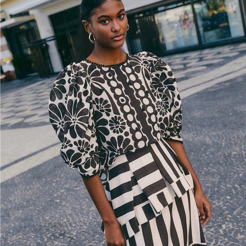 NWT Farm Rio Palermo Anthropology Black & White Floral Puff-Sleeve Women's Top - Picture 5 of 13